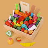 caja de frutas de madera - wooden box with fruit